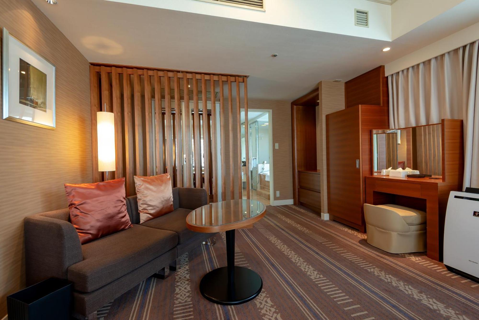 Hotel Okura Fukuoka Фукуока Экстерьер фото